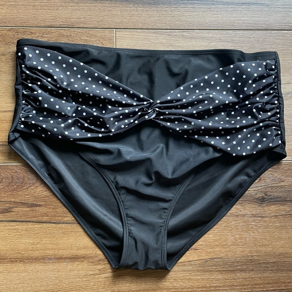 black swimsuit full coverage bottom with polka dot front wrap size 3XL
